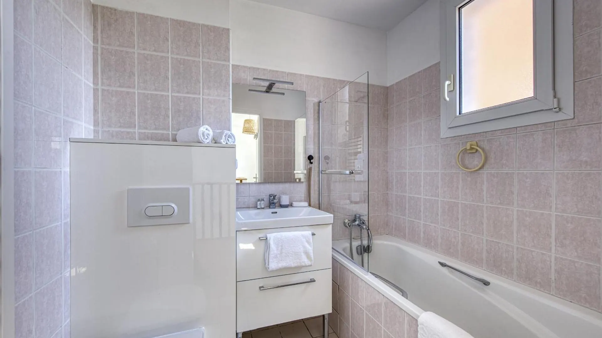 Les Jardins De Duingt Apartment