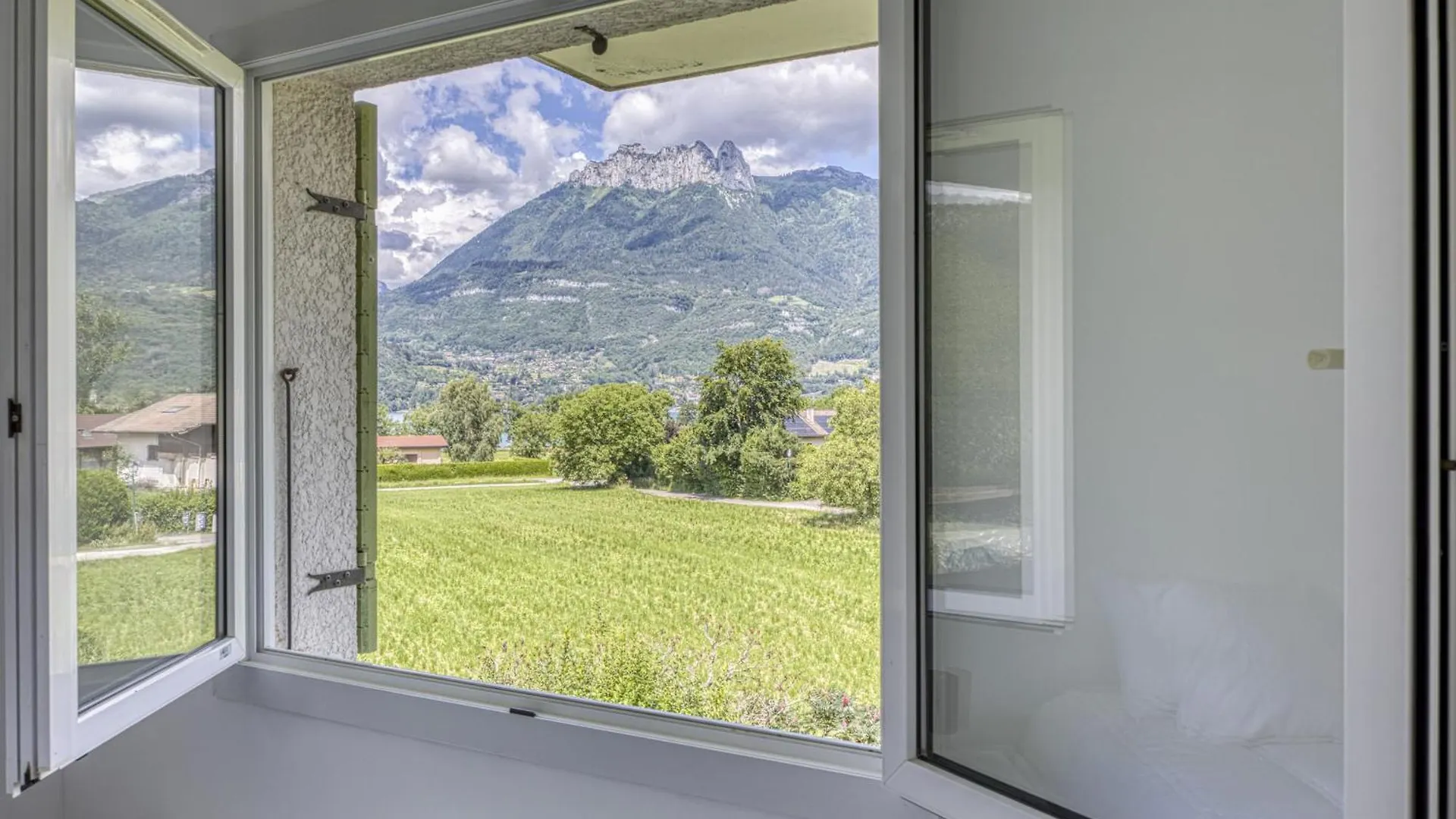 Les Jardins De Duingt Apartman