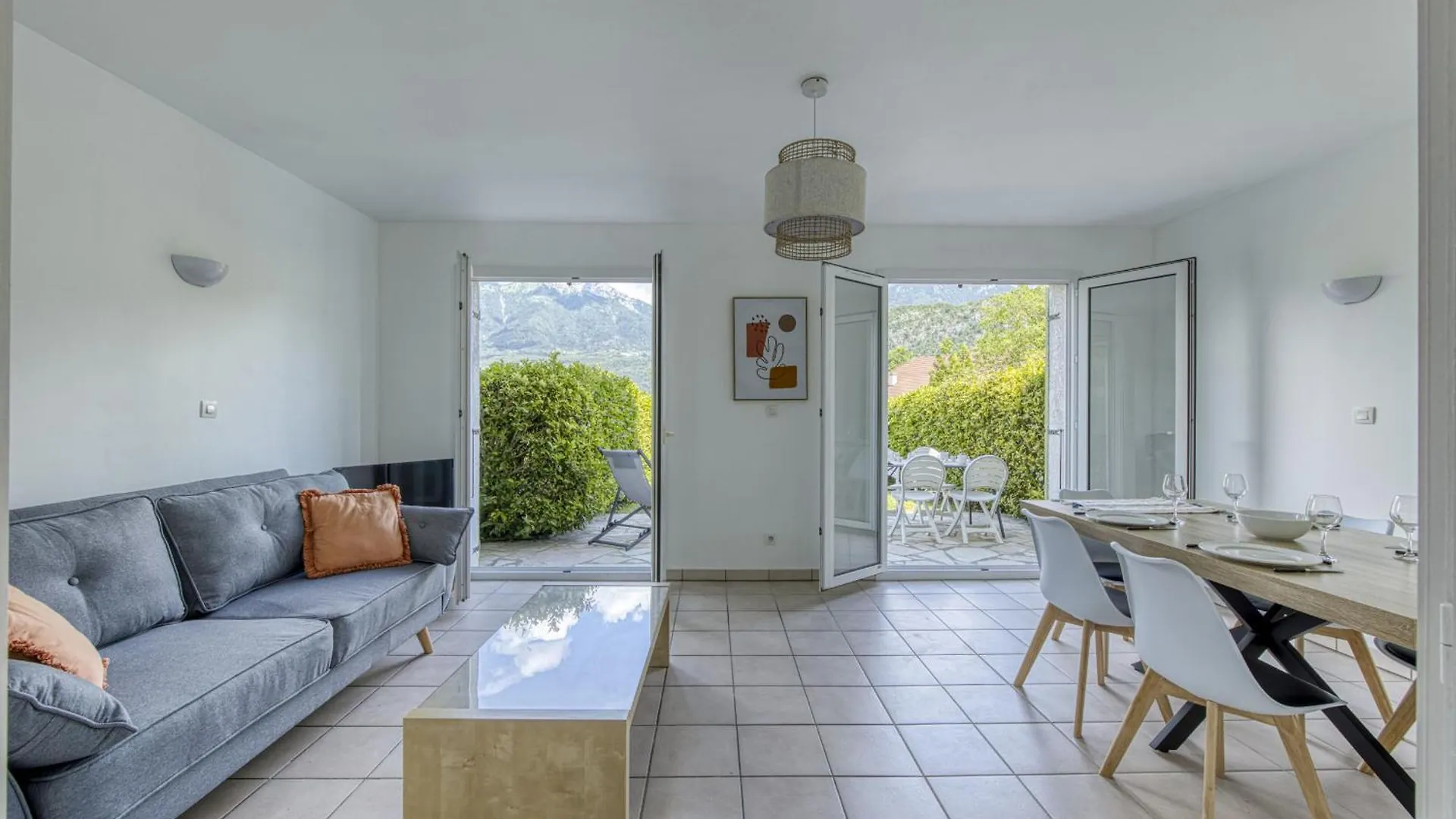 Les Jardins De Duingt Apartman
